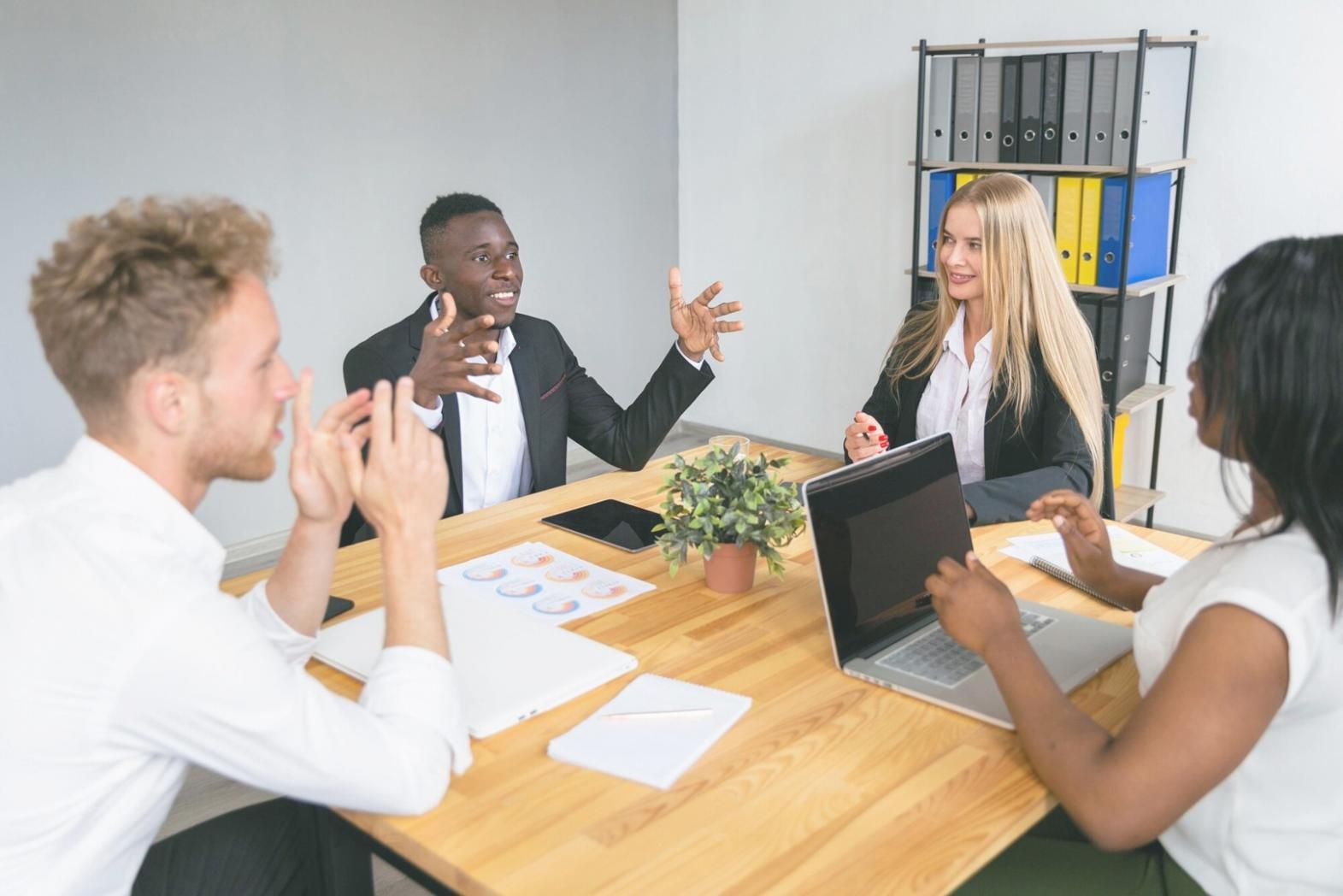 Materiales de trabajo para organización presupuestaria que usamos con clientes